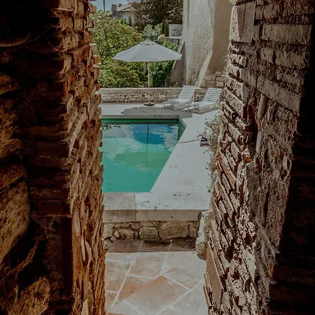 La Tour De Cadel Maison 130m2 Piscine Daire