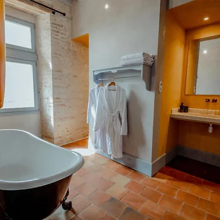 La Tour De Cadel Maison 130m2 Piscine Lägenhet Lauzerte